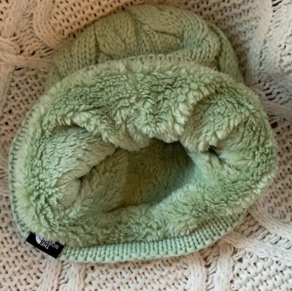 The North Face Cable Knit Minna Beanie Winter Hat NWT Misty Sage Green
